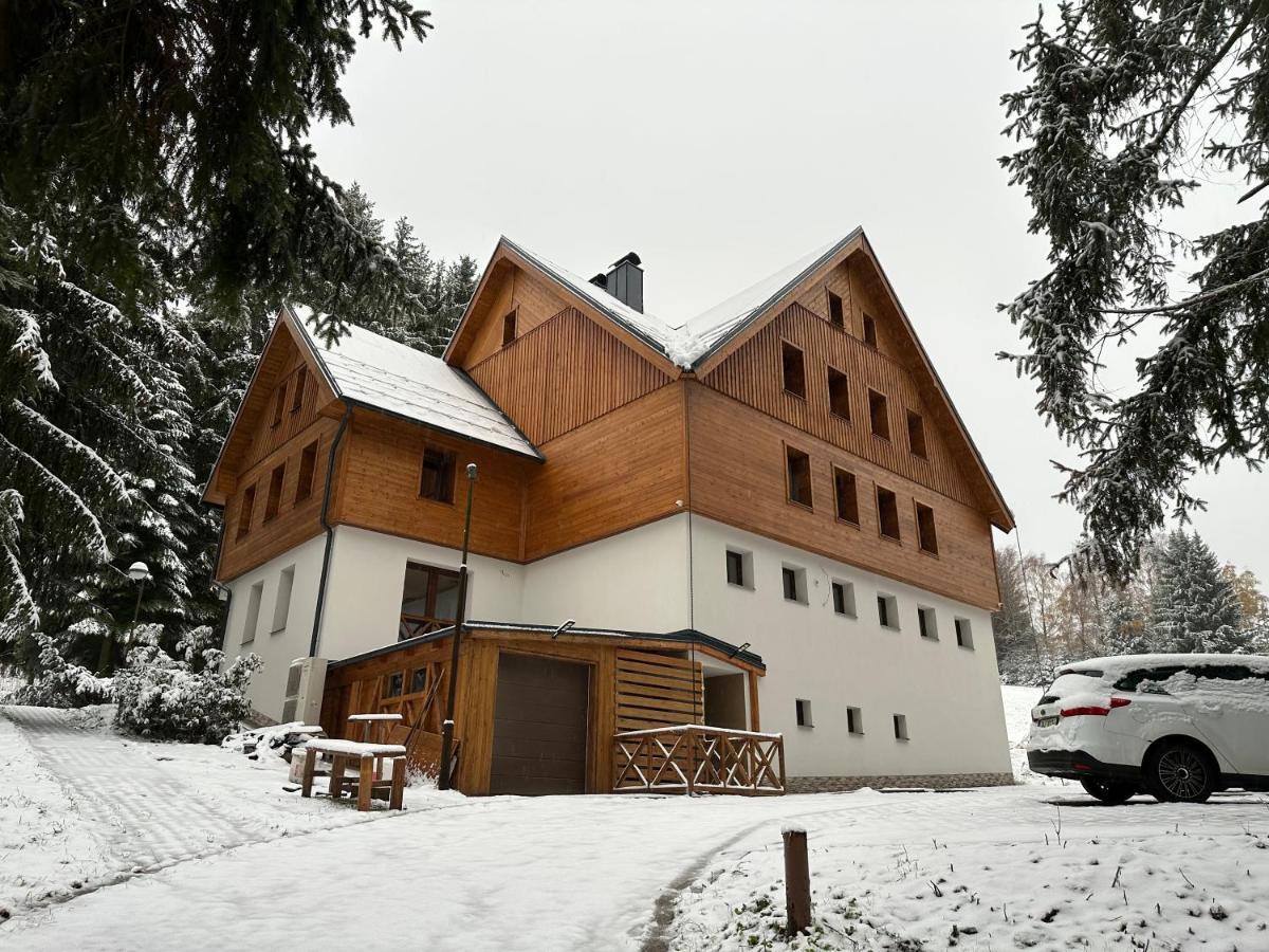 Apartmany Vesna Nova Ves nad Nisou Eksteriør billede